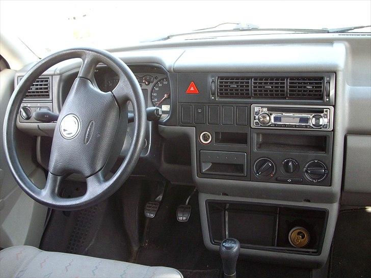 VW Transporter 2,5 TDI billede 7