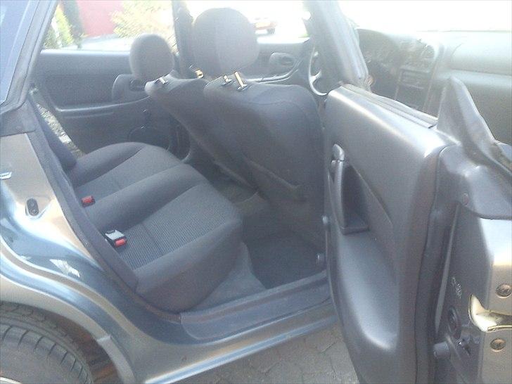 Mazda 323f ba billede 9