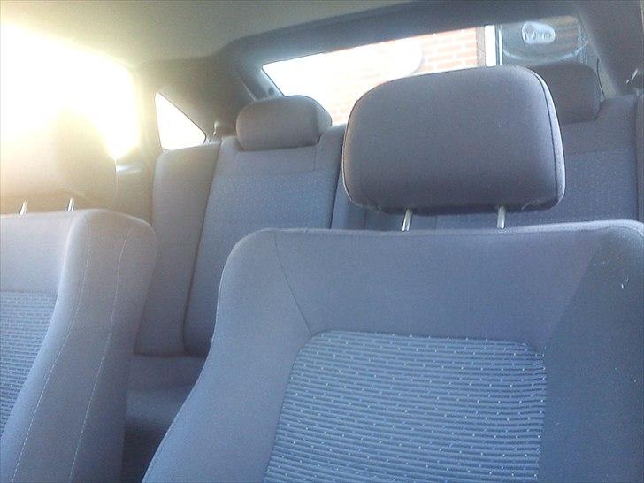 Mazda 323f ba billede 15