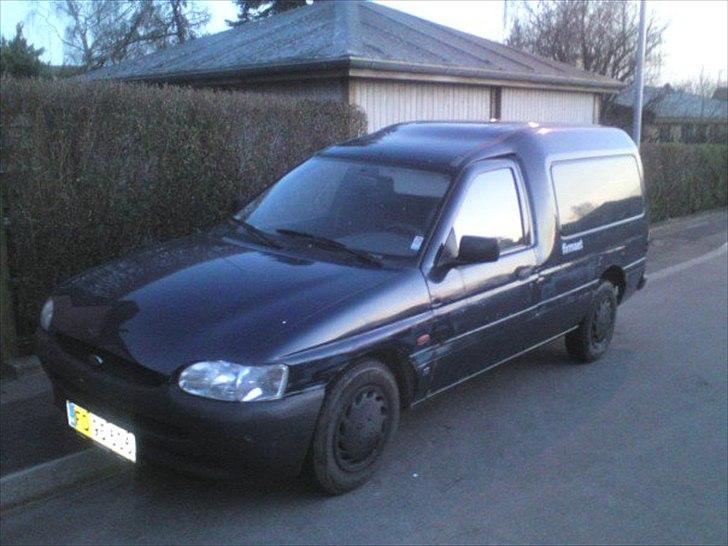 Ford Escort VAN 1,8D billede 2