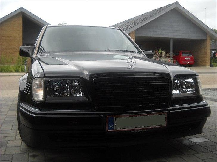 Mercedes Benz 300 D Turbo billede 3