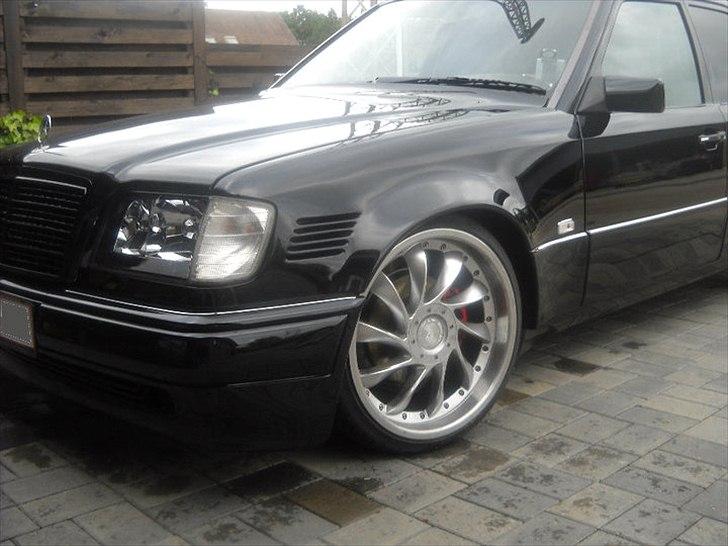 Mercedes Benz 300 D Turbo billede 4