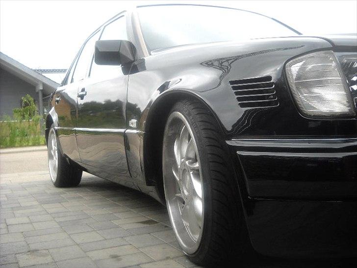 Mercedes Benz 300 D Turbo billede 7