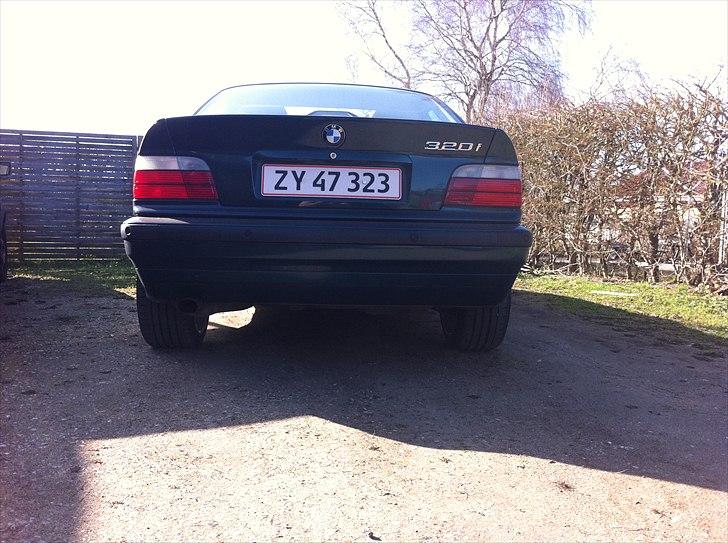 BMW 320i coupe billede 6