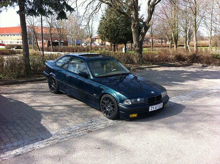 BMW 320i coupe billede 7