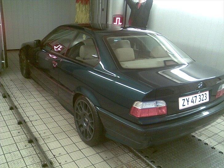 BMW 320i coupe billede 10