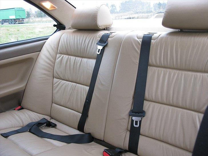 BMW 320i coupe billede 12