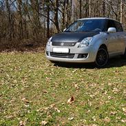 Suzuki SWIFT *SOLGT*