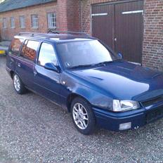 Opel            Kadett Caravan