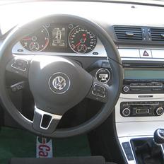 VW Passat 1,6 TDI Comfortl. SOLGT