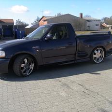 Ford f 150 lightning solgt