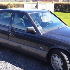 Mercedes Benz 190E 2.0 (W201)