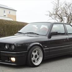 BMW E30 325i M Technik 2