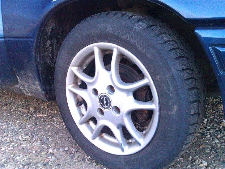 Opel            Kadett Caravan billede 15