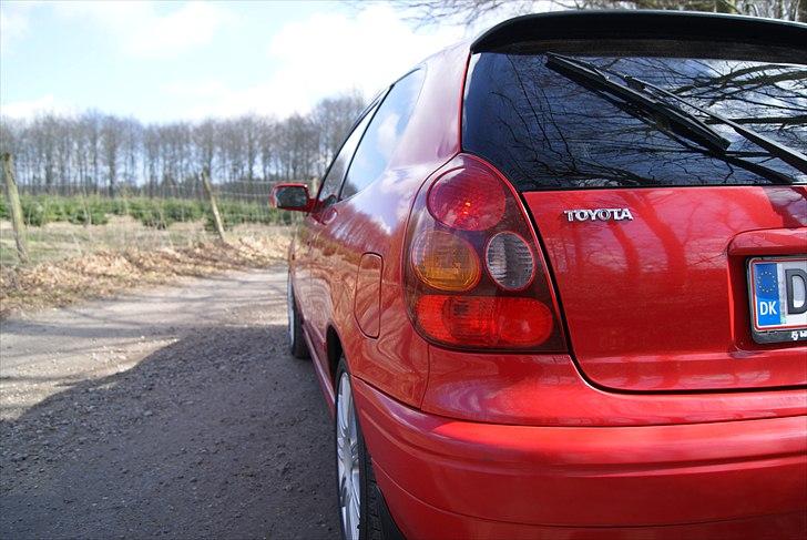 Toyota Corolla G6R totalskadet billede 12