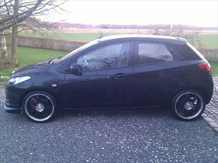 Mazda 2 Facelift **SOLGT** billede 8