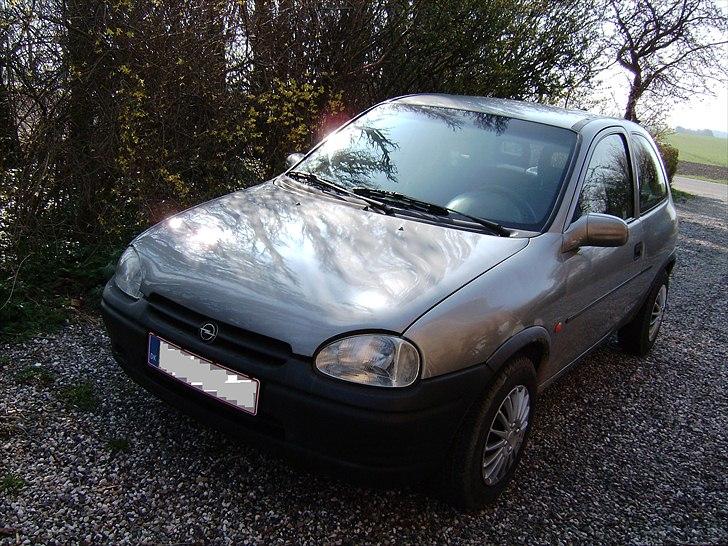 Opel corsa  b 1,4 i - nz  billede 9