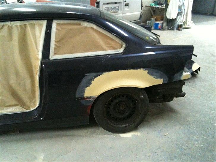 BMW 328i coupe SOLGT - Spartlet færdig billede 4