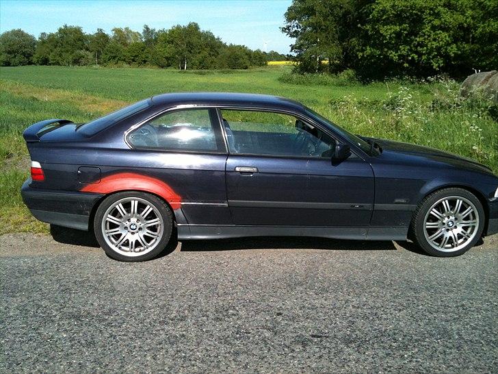 BMW 328i coupe SOLGT - De færdige skærmkanter billede 9