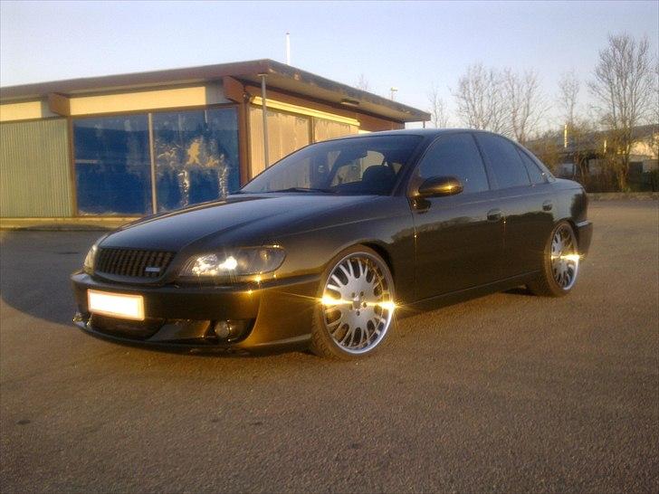 Opel Omega B 2.5 V6 billede 17
