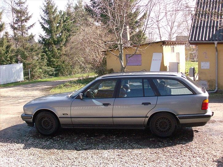 BMW 525 tds turing billede 4