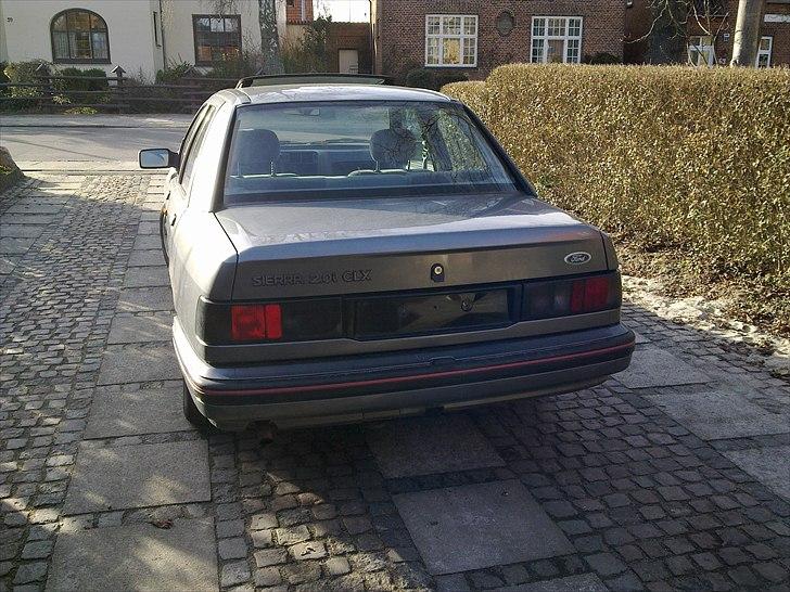 Ford Sierra CLX 2.0 billede 2