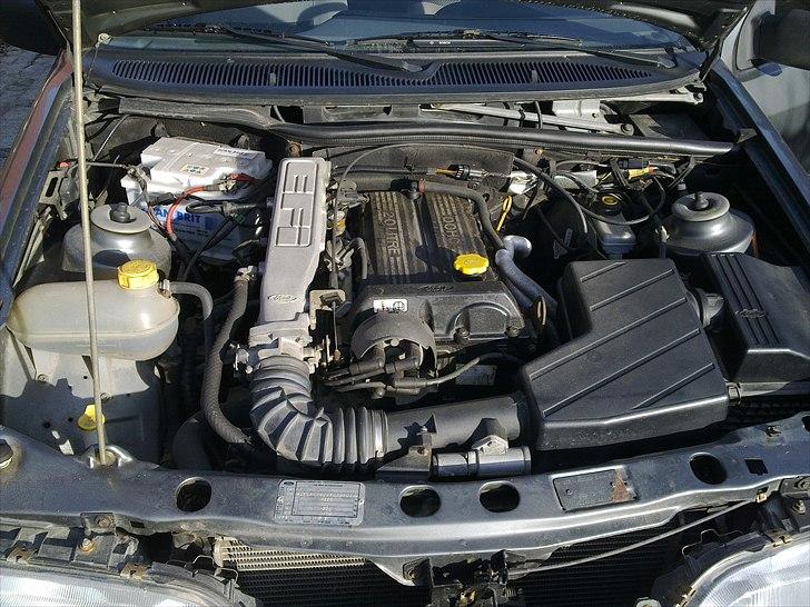 Ford Sierra CLX 2.0 billede 3