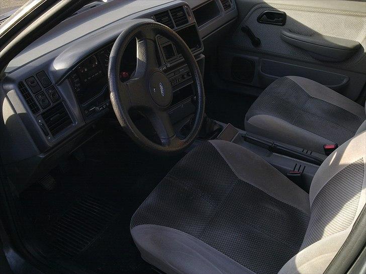 Ford Sierra CLX 2.0 billede 8