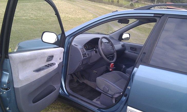 Toyota Sportsvan 2,2TD billede 5