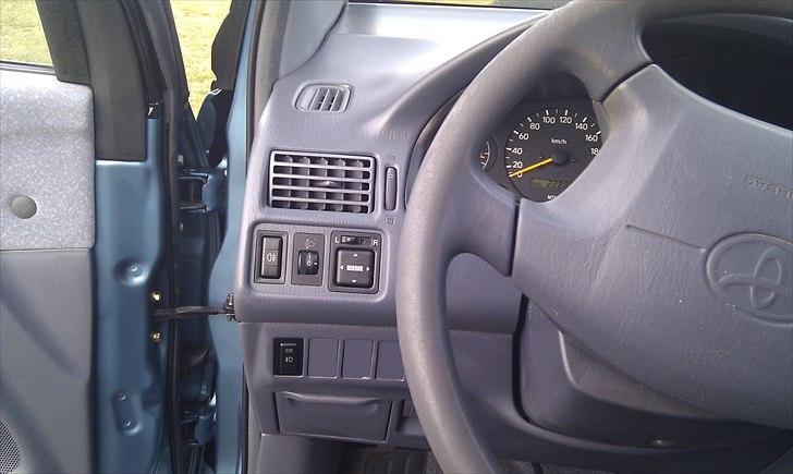 Toyota Sportsvan 2,2TD billede 6