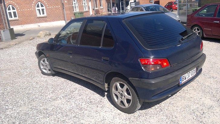 Peugeot 306 1,6 byttet :) billede 4