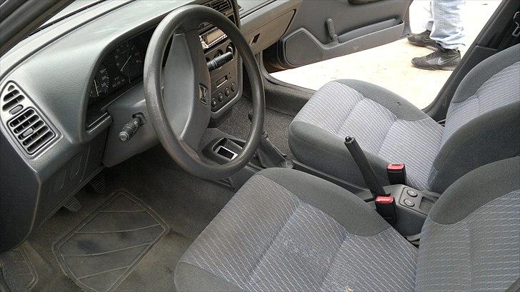 Peugeot 306 1,6 byttet :) billede 8