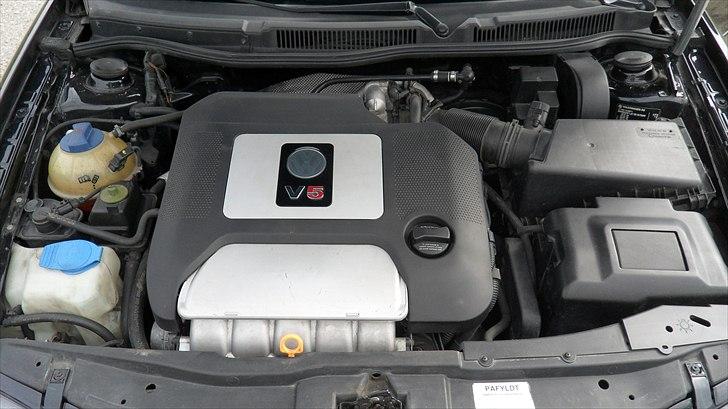 VW Golf 4 2,3 V5 billede 7