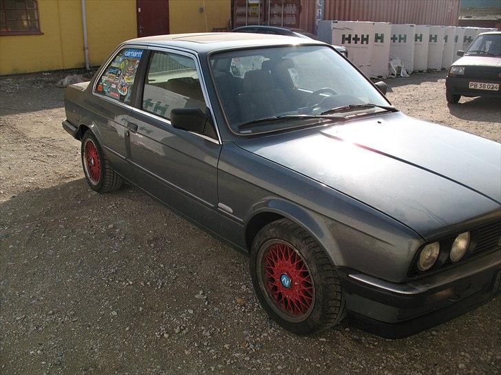 BMW e30 325eta (2,7) billede 2