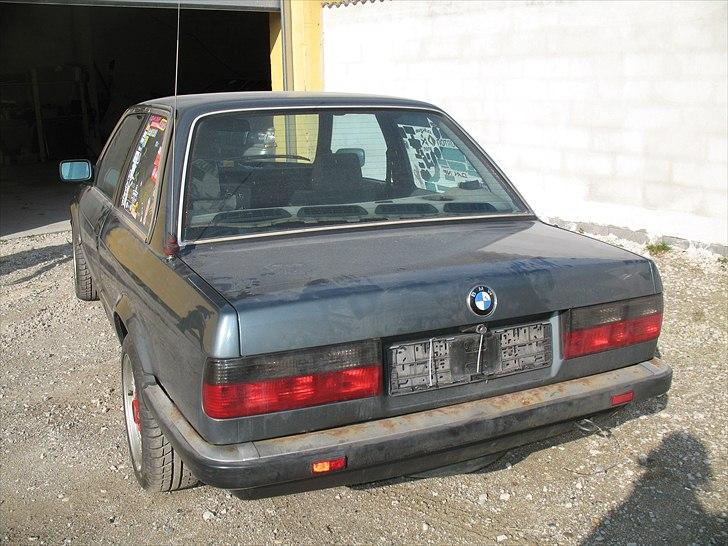 BMW e30 325eta (2,7) billede 4