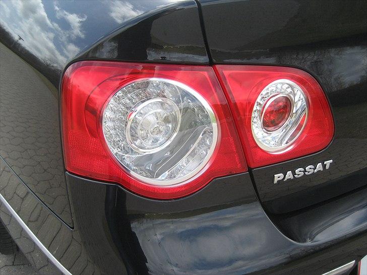 VW Passat 1,6 TDI Comfortl. SOLGT - VW Passat 1,6 TDI ComfortLine BlueMotion fra 2010 med 105 hk/230 nm billede 13