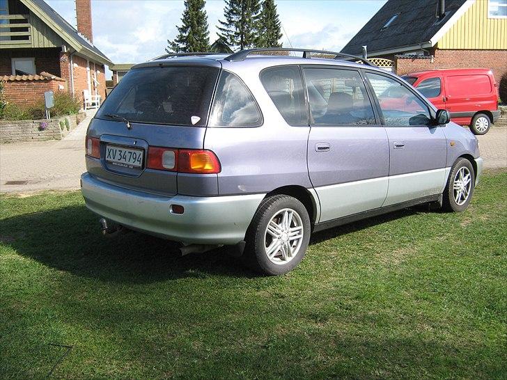 Toyota Picnic   /   SOLGT billede 6