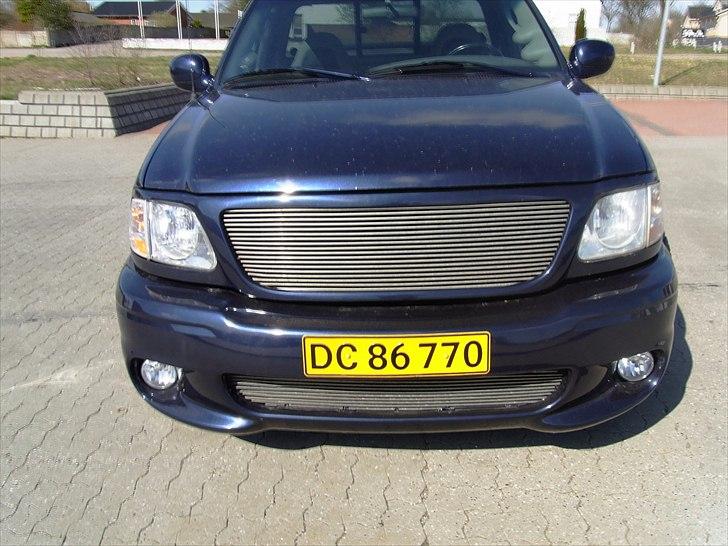 Ford f 150 lightning solgt billede 9