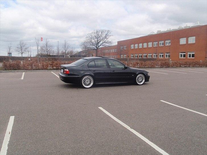 BMW e39 528iA solgt billede 3