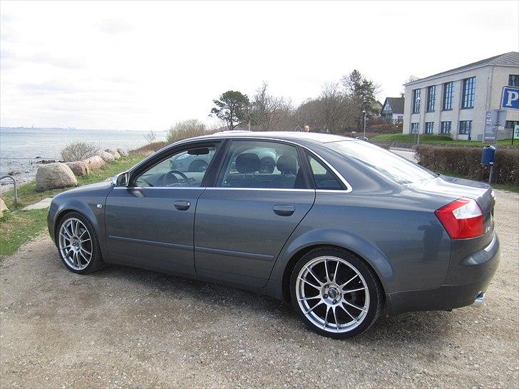 Audi A4 B6 1.8T *Solgt* billede 9