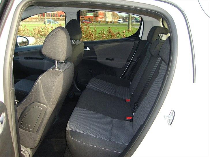 Peugeot 207 1,6 HDI Sportium - solgt billede 7