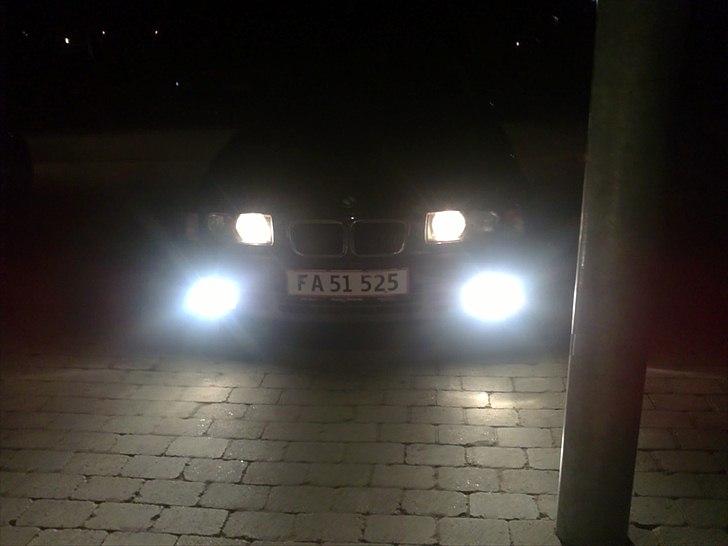 BMW E36 316i Sedan ( SOLGT ) billede 8