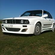BMW 320i solgt