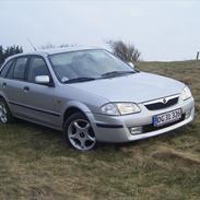 Mazda 323f bj (SOLGT)