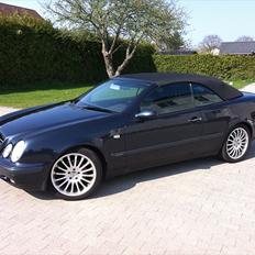 Mercedes Benz CLK 320 Cabriolet