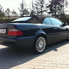 Mercedes Benz CLK 320 Cabriolet