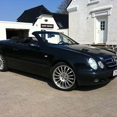 Mercedes Benz CLK 320 Cabriolet