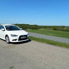 Mitsubishi Lancer Intense SportBack SOLGT