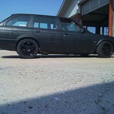 BMW E30 325T SOLGT.