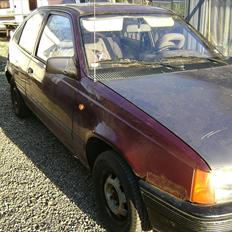 Opel Kadett 1,4i